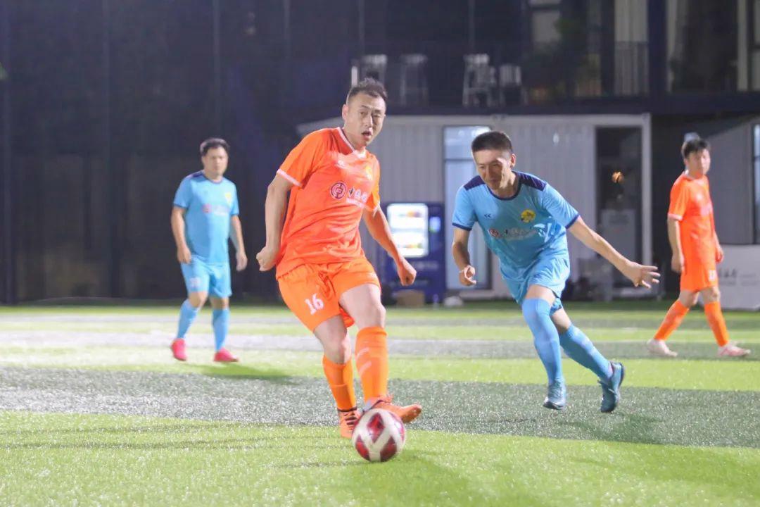 米乐官网官网-关于精英对决！国内足球联赛重燃激情之火的信息